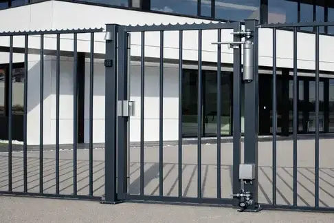 installateur d'interphone Miniac-Morvan-1