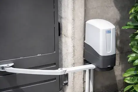 pose de moteur pour portail électrique Cancale-5