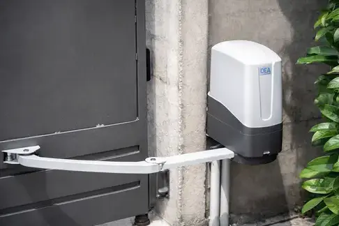 pose de porte de garage Beaussais-sur-Mer-1