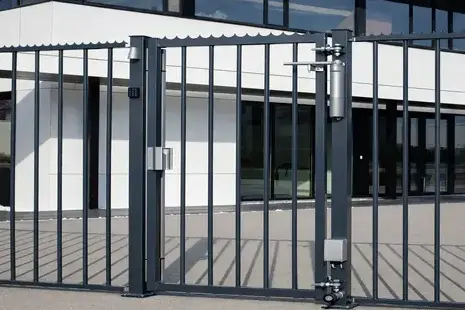 réparation de porte de garage Saint-Malo-1